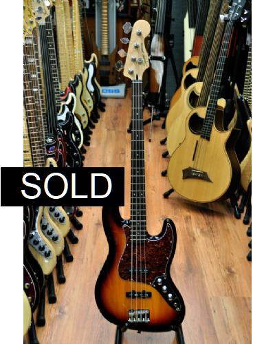 Squier Vintage Mod Jazz Bass 3TS
